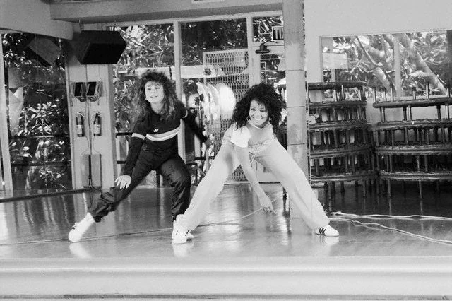 Paula Abdul and Janet Jackson practicing Nasty choreography
